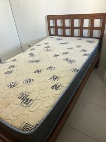 cama de viúva ou Solteirao + Colchao