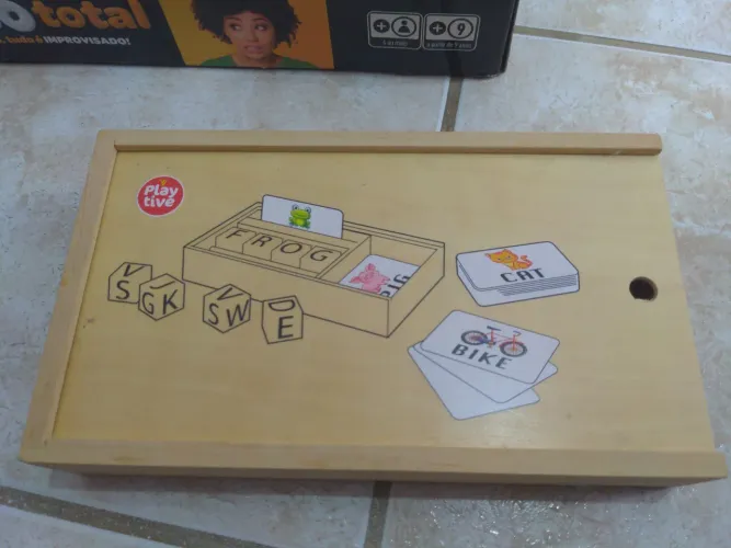 Jogo madeira