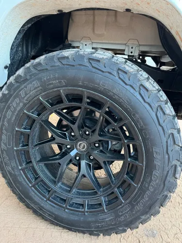Pneu BF 275/55/R20 all terrain 
