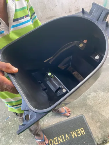 Vendo baú de moto bis 