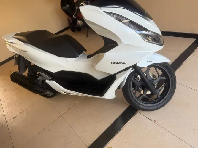 Honda PCX 160 2024 ipva pago quitada
