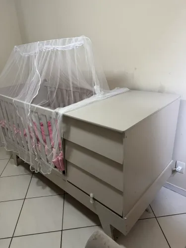 Berço multifuncional 