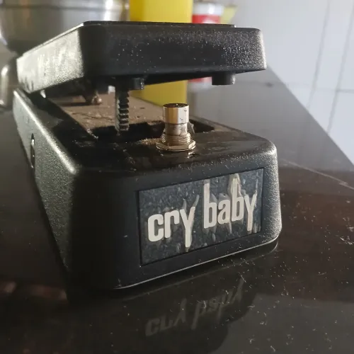 Vendo pedal de wha wha cry baby 