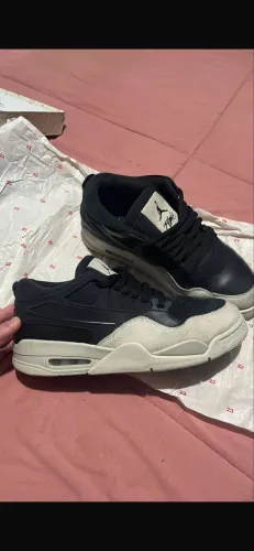 Tênis Air Jordan 4 RM