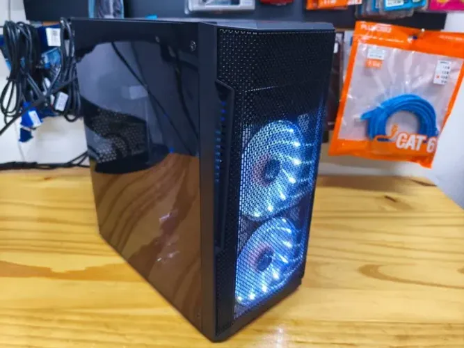 PC Jogos Leves Intel Core i5 3.3GHz 16GB Ram SSD 240GB HD 500GB Placa Vídeo RX550 2GB W11