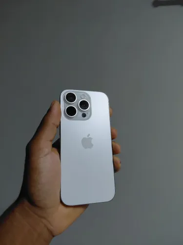 Iphone 16 pro 1 ano garantia