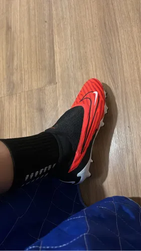 Chuteira nike Phantom vermelha Linha Pro tam 42