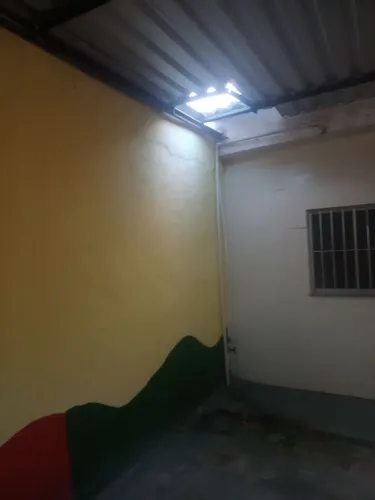 Vendo ou alugo casa no centro de Nilópolis