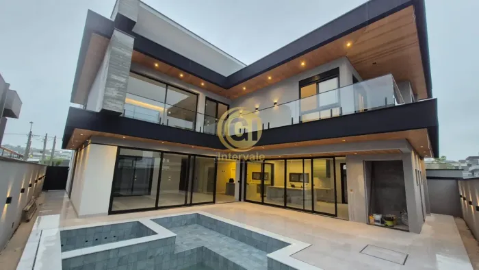 Casa de Alto Padrão Para Venda em São José dos Campos - 4 Suítes, Piscina, Sauna, Área Gou