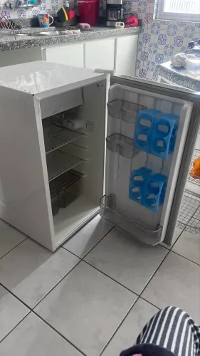 Refrigerador compacto 120l CONSUL