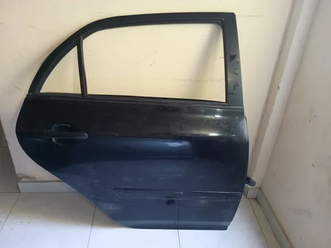 Porta Corolla traseira direita 2009 á 2014