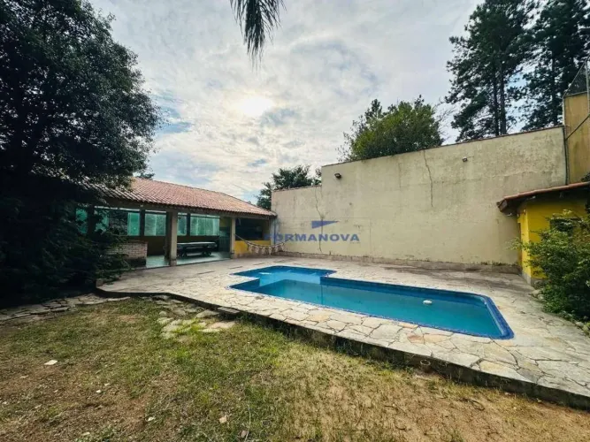 Condomínio Parque das Rosas - Casa com 3 quartos sendo 1 suíte à venda - Cotia - SP