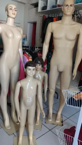 Manequins