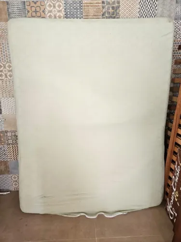 Colchão de casal em ótimo estado de conservação!
