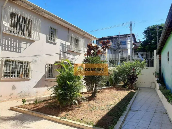 Casa com 3 dormitórios à venda, 136 m² por R$ 980.000,00 - Vila Romanópolis - Ferraz de Va