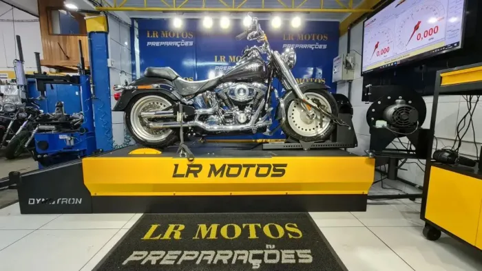 Oficina de motos especializada em motos grandes Super Bikes.
