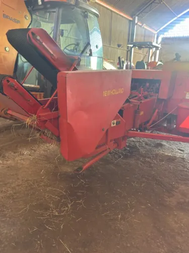 ENFARDADEIRA 570 NEW HOLLAND