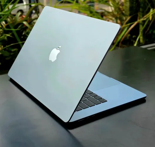 MacBook Air M4 256/16GB 13.6 POL - Cor Azul Céu - Novo, Lacrado