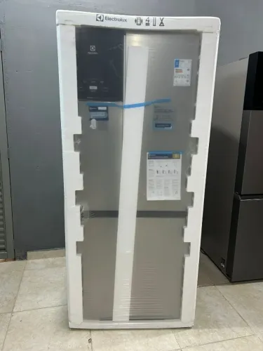 REFRIGERADOR ELECTROLUX 590 LITROS 3 PORTAS INOX - OFERTA ESPECIAL!