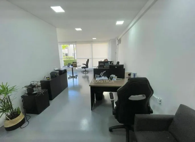 SALA COMERCIAL PARA LOCAÇÃO NO CONDOMÍNIO UNIQUE VILLAGE OFFICES, NO BAIRRO SANTA GENEBRA,
