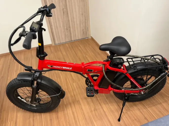 Bicicleta elétrica dobrável