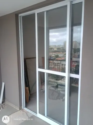 Porta vidro/alumínio de correr duas folhas