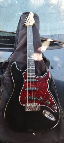 Guitarra Gianini