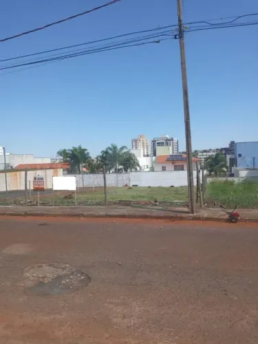Terreno à venda no bairro Jardim Colina