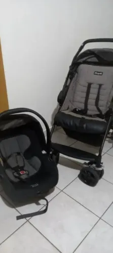 Vendo Carrinho de bebê e bebê conforto 