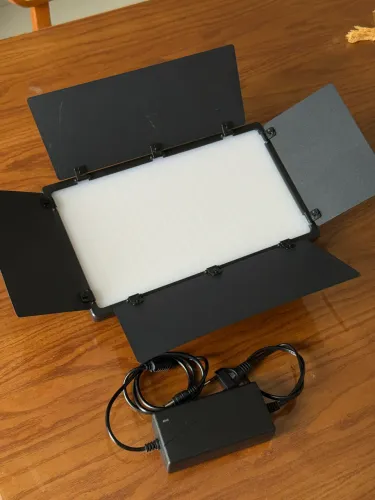 Led Profissional L800u com dimmer 