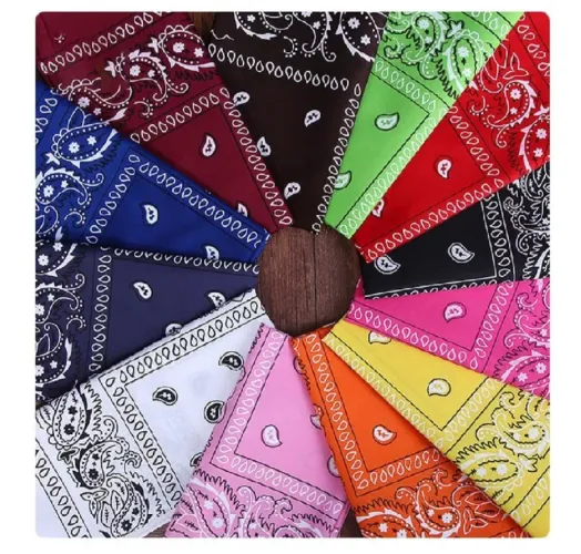 BANDANAS VINTAGE À R$9,90 CADA