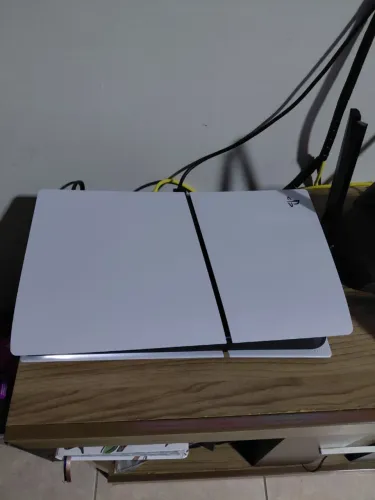 Vendo ps5 1 TB na garantia na loja 
