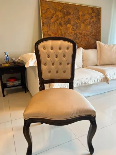 Vendo 4 cadeiras de jantar clássicas Wood Prime em perfeito estado.
