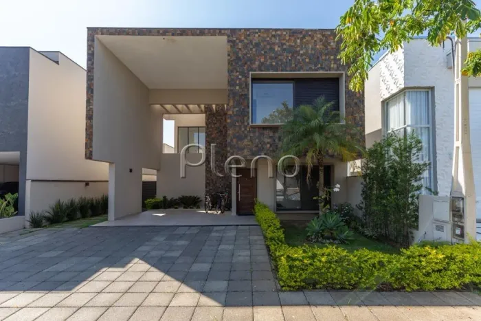 Sobrado à venda em Campinas, Swiss Park, com 3 suítes, com 275.26 m²