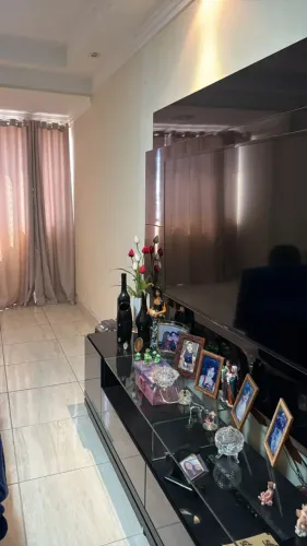 APARTAMENTO NO SETOR BUENO COM TRÊS SUÍTES SENDO DUAS AMERICANAS