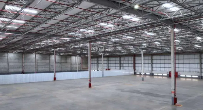 Galpão Industrial de Alto Padrão para Locação em Cabreúva-SP, Bairro Jacaré: 4 Salas, 3 Ba