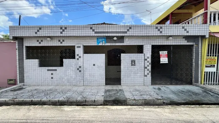 AJ Vendo excelente casa na cidade nova 4