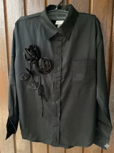 Camisa boho flores luxo tam P