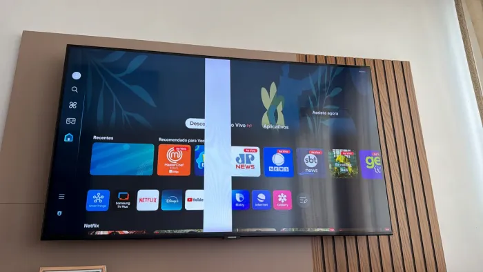 SMART TV SAMSUNG 43? Crystal UHD COM DEFEITO DE TELA