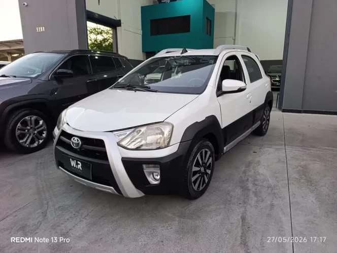 Toyota Etios Cross 1.5 Flex 16V 5P Mec. 2014