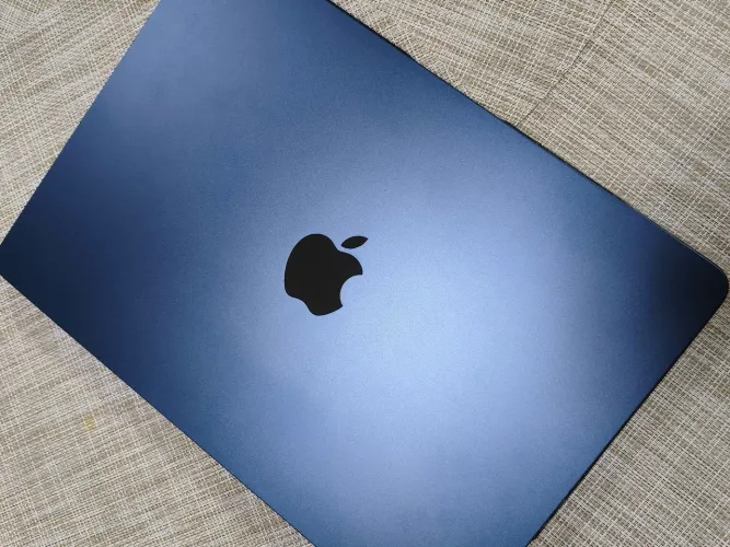MacBook Air M2 
