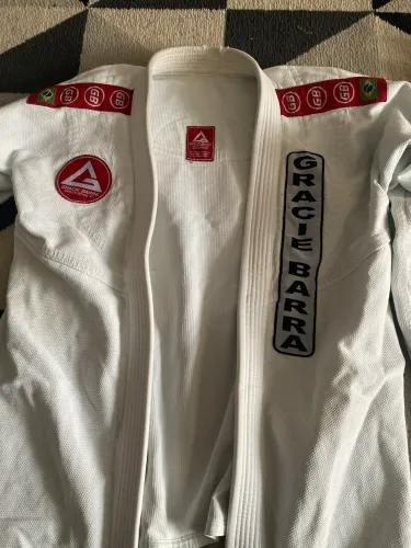 Kimono Gracie Barra 