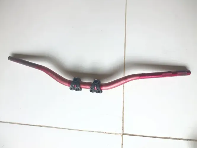 Guidon Esportivo com a mesa
