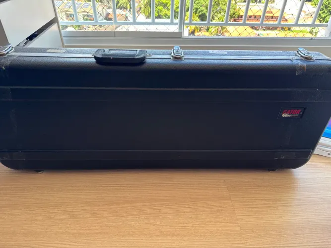Case para guitarra