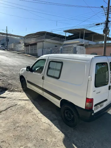 Peugeot Partner Furgão 1.6 16v/ 1.6 16V Flex 3P 2019