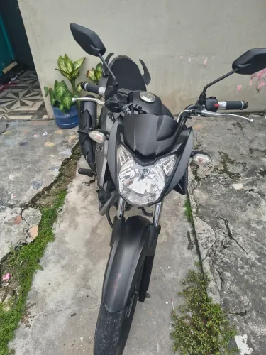 Vendo Yamaha tudo em dia
