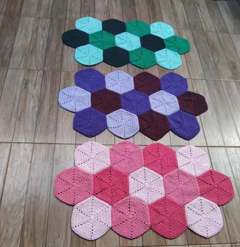 Tapete croche hexágono.