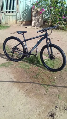 Estou vendendo essa bike top interessados chama no WhatsApp *