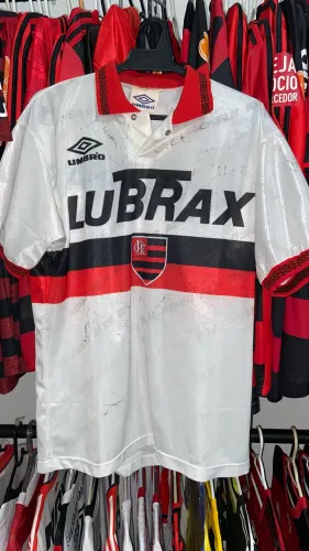 Camisa Flamengo 1993 autografada elenco 1995 