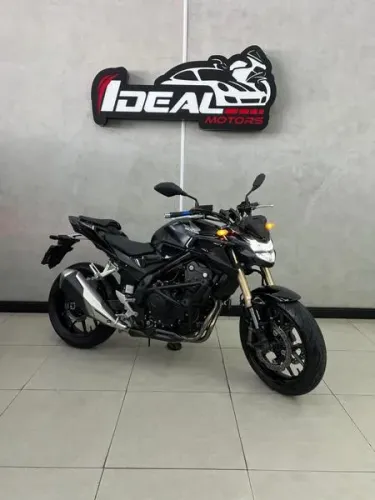 HONDA CB 500F 2023